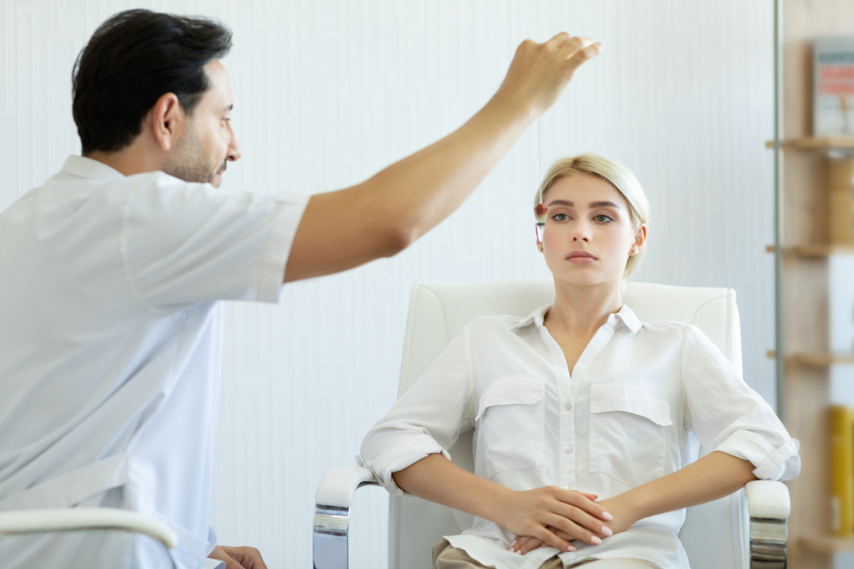 Can Hypnosis Help in Reducing Panic Attacks?