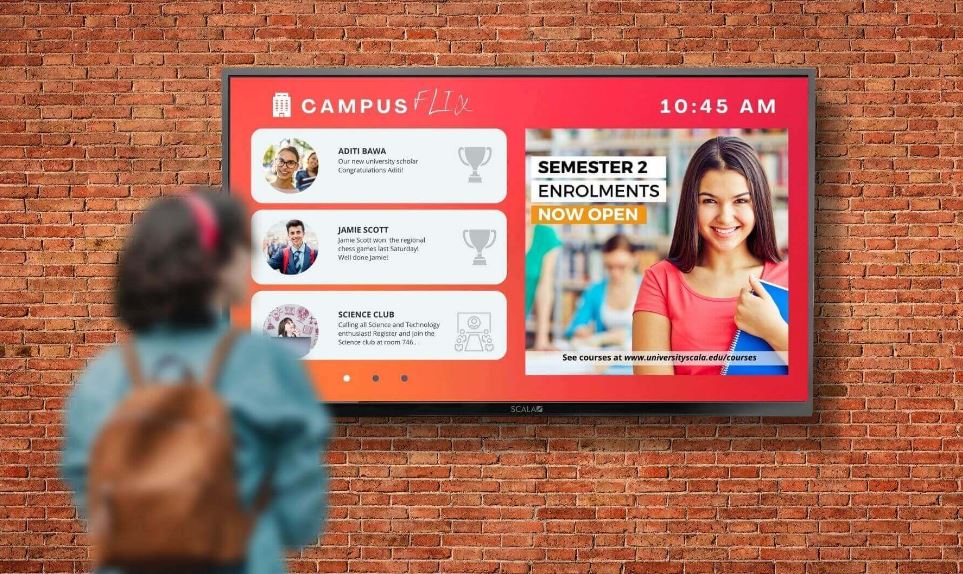 How Does Digital Signage Improve Communication in Schools?