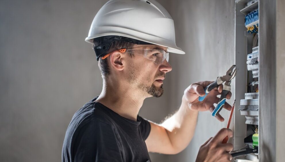 electrician adelaide